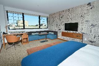 The Lismore Hotel Eau Claire - A Doubletree By Hilton Hotel