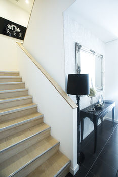 Hotel Rez Apartments