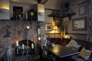 Hostal The Plough Inn
