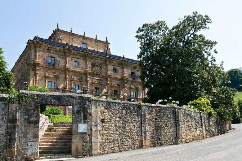 Hotel Abba Palacio De So�anes