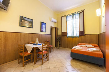 Bed & Breakfast Residence Cortile Merc�