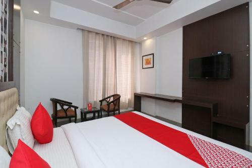 Adhunik Hotel Neemrana