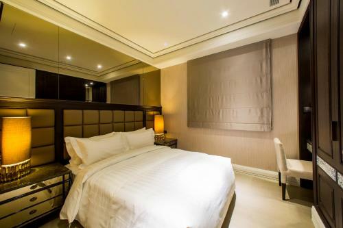 Hostal J Palace Residence