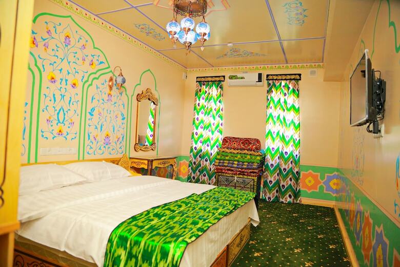 Hotel Hon Saroy