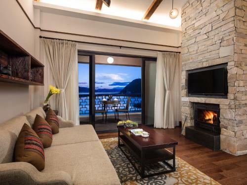 Hotel High Mountain Resort Shangri-la