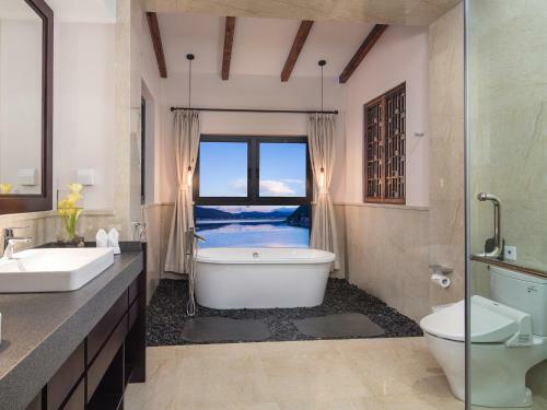 Hotel High Mountain Resort Shangri-la