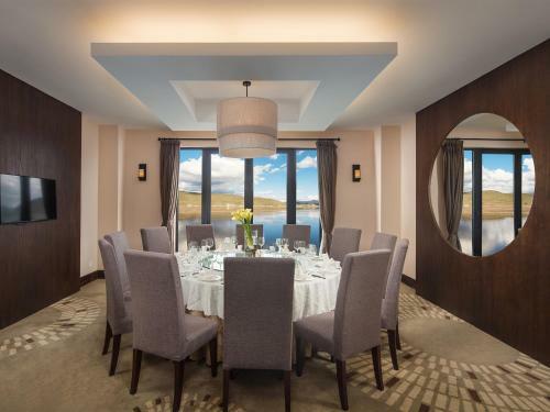 Hotel High Mountain Resort Shangri-la