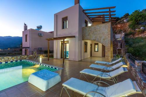 Michalis Villa, View To Libyan Sea!