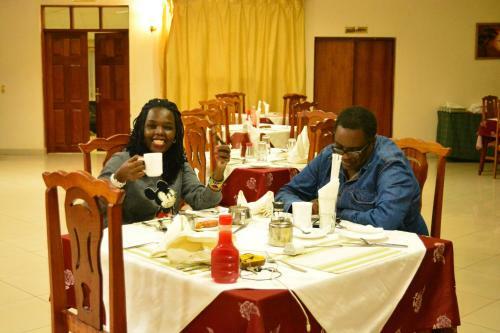 Hotel Tumaini Cottages And Conference Centre