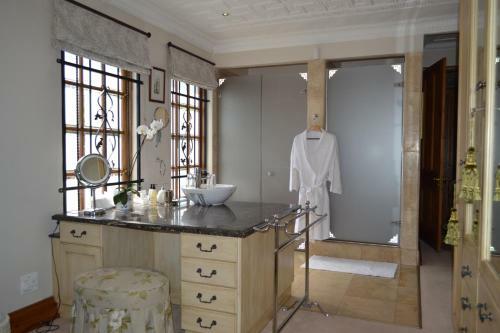 Bed & Breakfast Doveton House