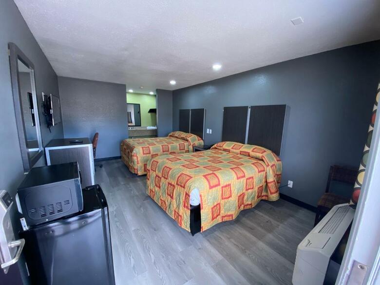 Town House Motel