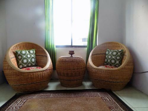 Hostal Amelia 2 Guest House