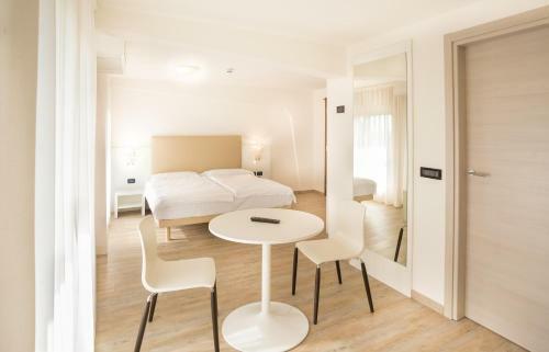 Hotel Airone