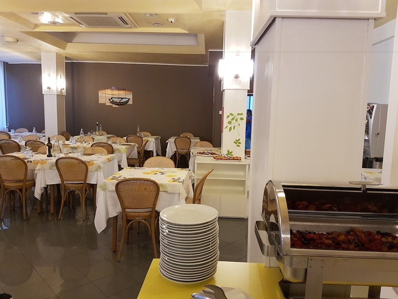 Hotel Desire'