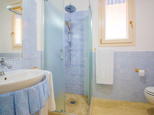Bed & Breakfast Blue And Blue