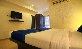 Fabhotel Indiranagar