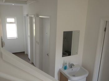Albergue Thorney How