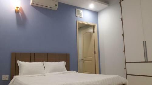 Son Thinh Three Bedroom Apartment