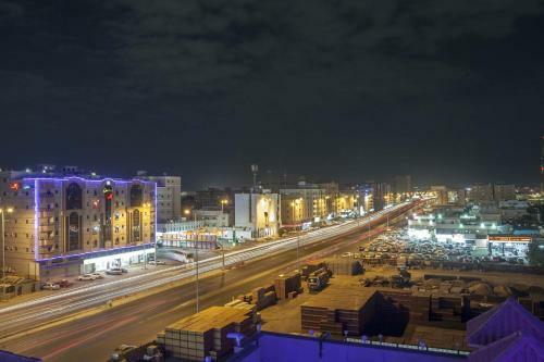 Apartamento Al Ezzah Palace Hotel Suites