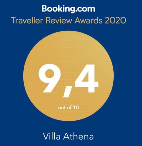 Hostal Villa Athena