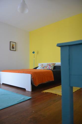 Albergue A-t�pica Guesthouse