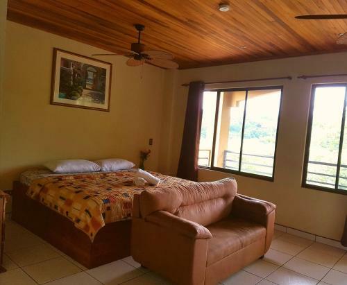 Pacifico Loft Hotel