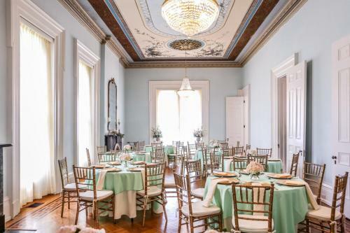 The Pepin Mansion Bed & Breakfast