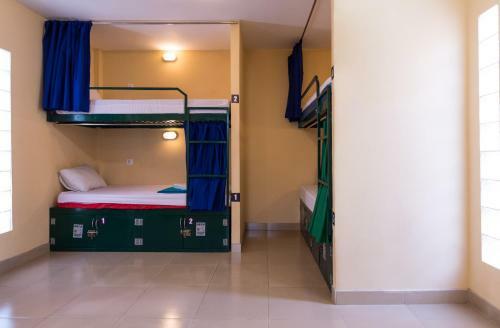 Hostal Monkey Republic Kampot