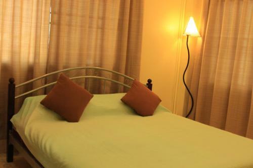 Albergue Avalon B&B