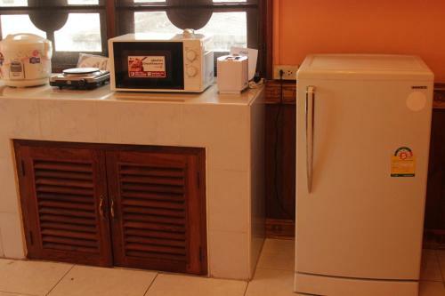 Albergue Avalon B&B
