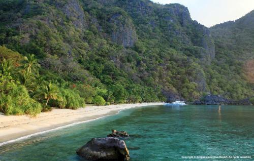 Hotel Sangat Island Dive Resort