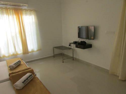 Hotel Indraprastha Tourist Home