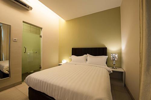 Seven Boutique Hotel