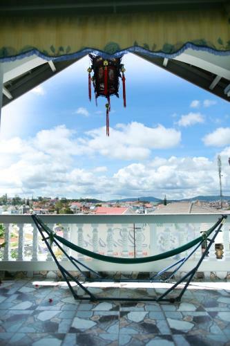 Hostal Pensee Guesthouse