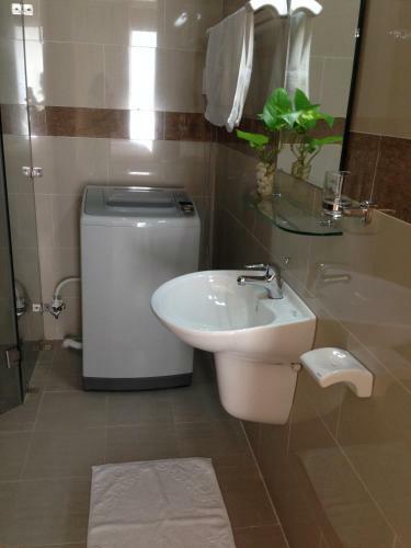 Mango Tree Serviced Apartment