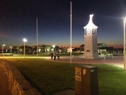 Apartamento Adelaide - Semaphore Beach Front