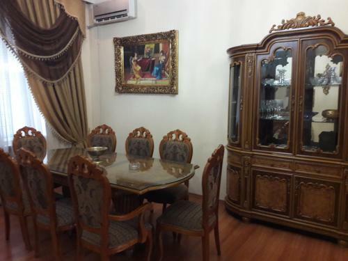 Apartamento 28 Maj Street Neft Akademia