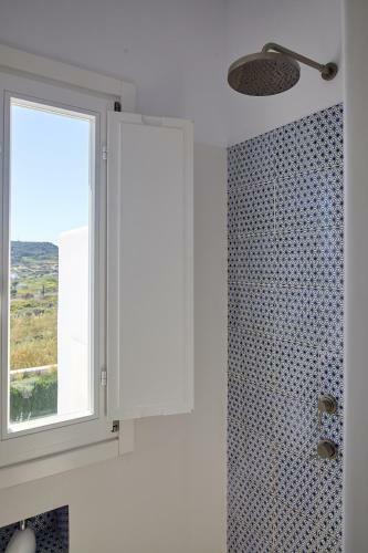 Hotel Milos Breeze