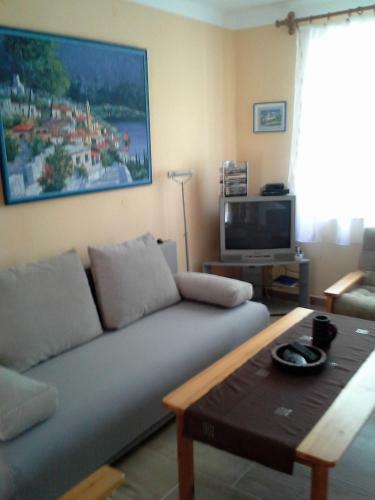 O�zis Vend�gh�z