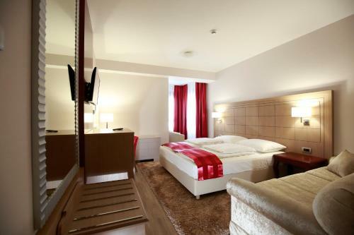 Hotel Raca
