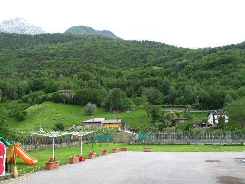 Apartamento Appartamento Mansardato Charvensod