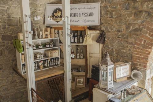 Agroturismo Borgo Di Vezzano
