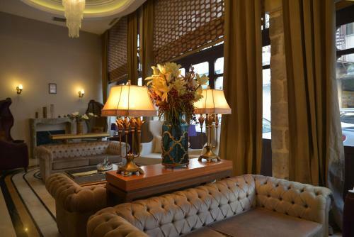 The Shahut Hotel