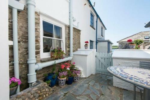 Thimble Cottage