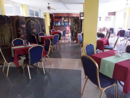 Aponye Hotel