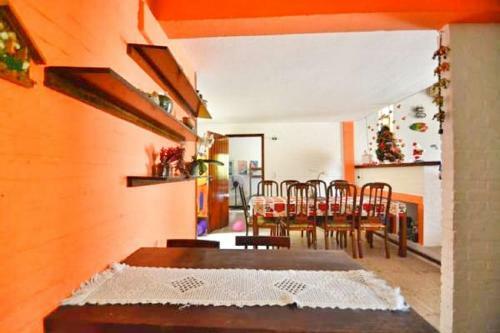 Casa Amarela Praia Das Palmeiras