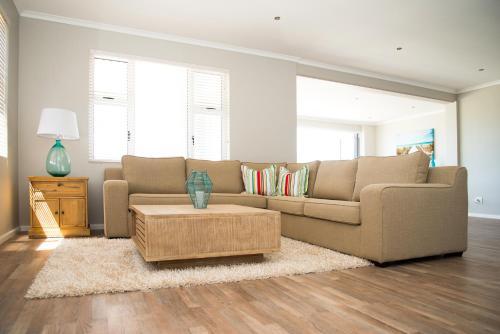 Pe Beach House