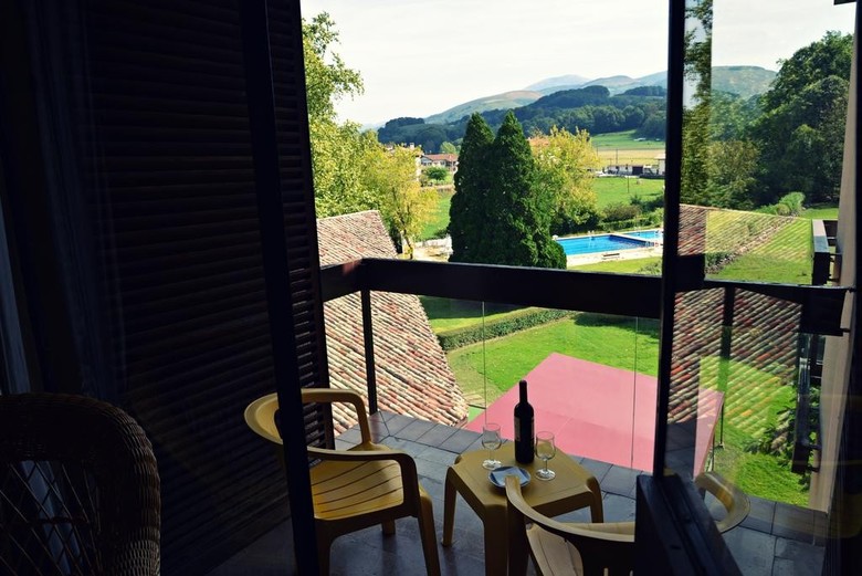 Hotel Bazt�n