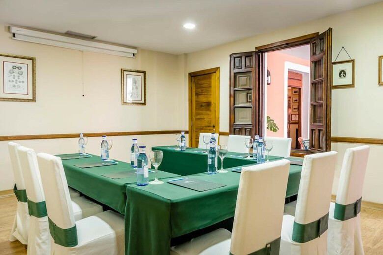 Hotel Yit Vereda Real