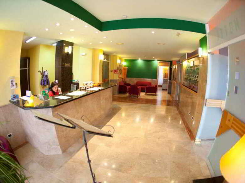 Hotel Rio Ucero